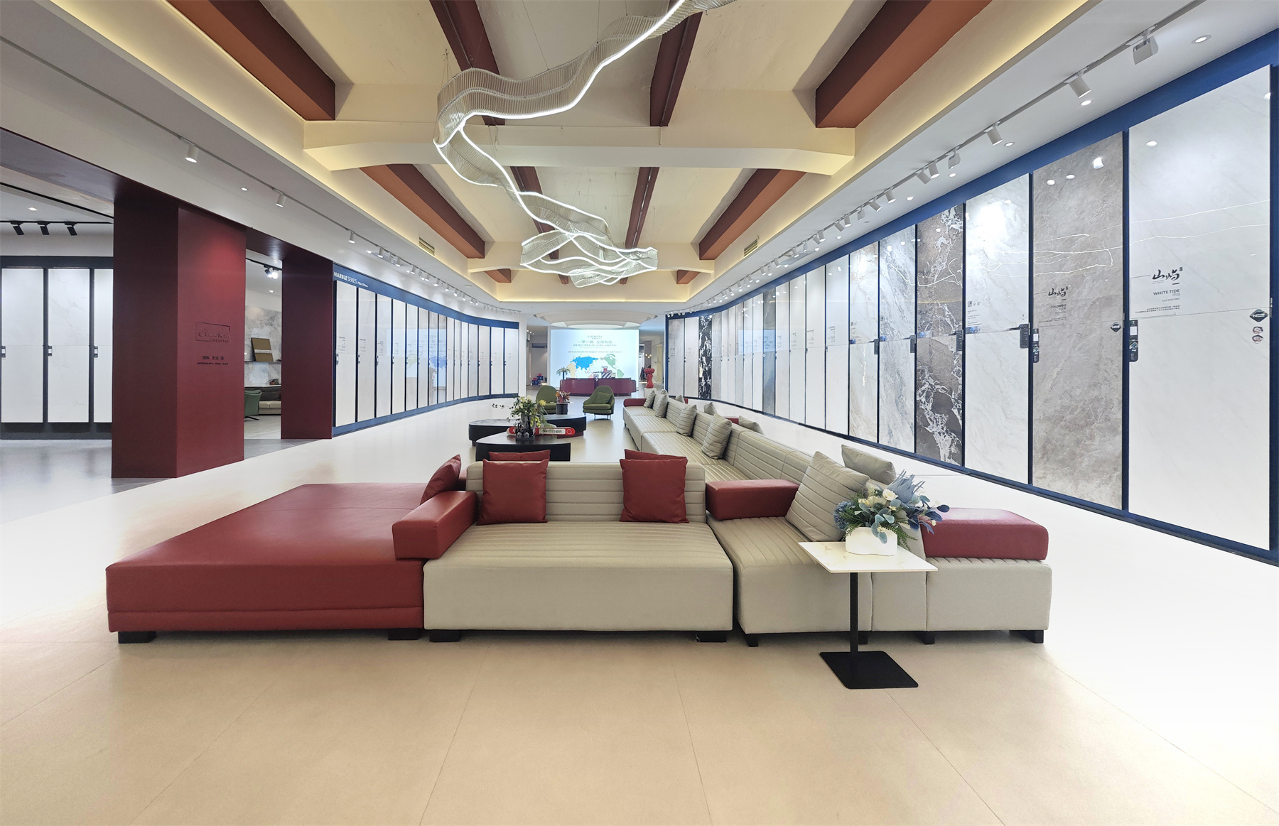 大廳展示區02.jpg