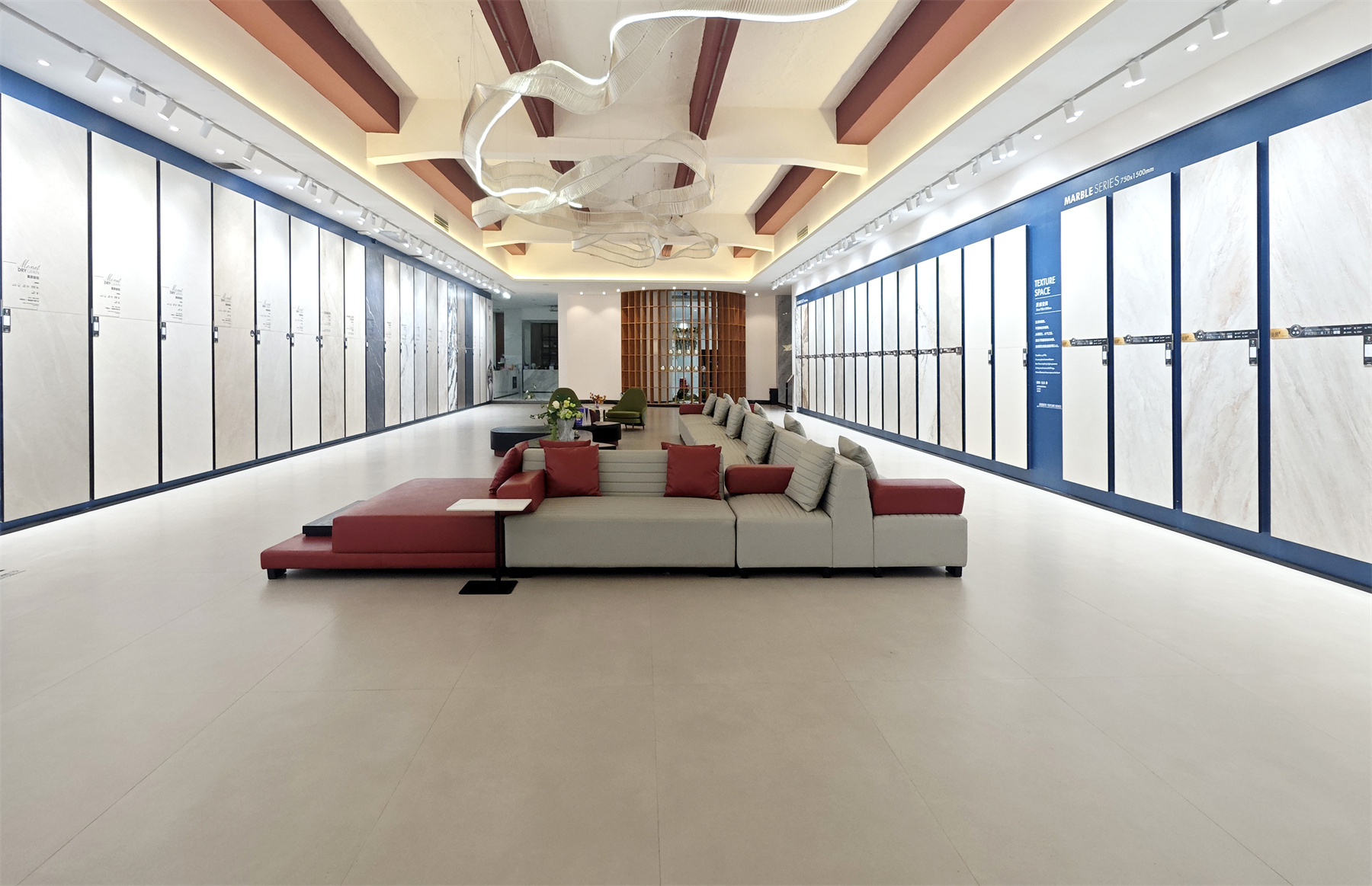 大廳展示區01.jpg
